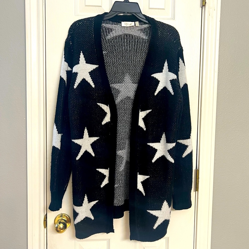 Womens Cardigan Sweater - Size Large. Star design 🌟